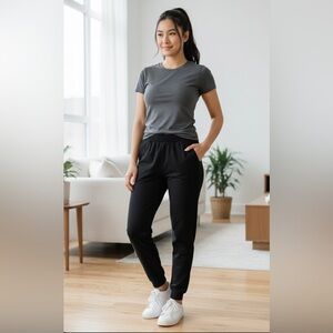 Quince Women’s Casual Black Sweatpants Joggers